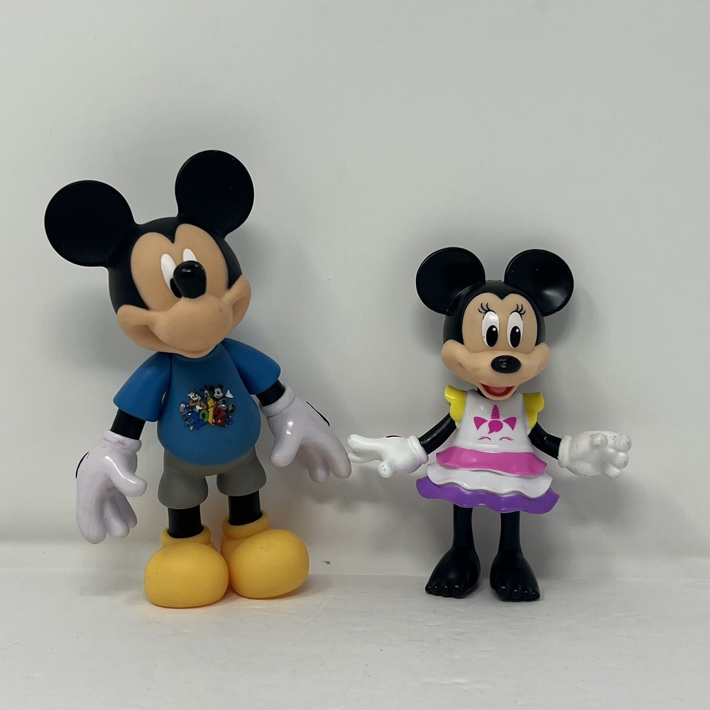 Disney Figures Mickey Mouse Posable Figure and Minnie Mouse's Bowtique Dress Up